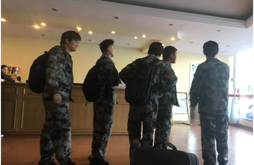 51漫画
工程资源调查组整装待发-外业调查-深夜讨论调查方案